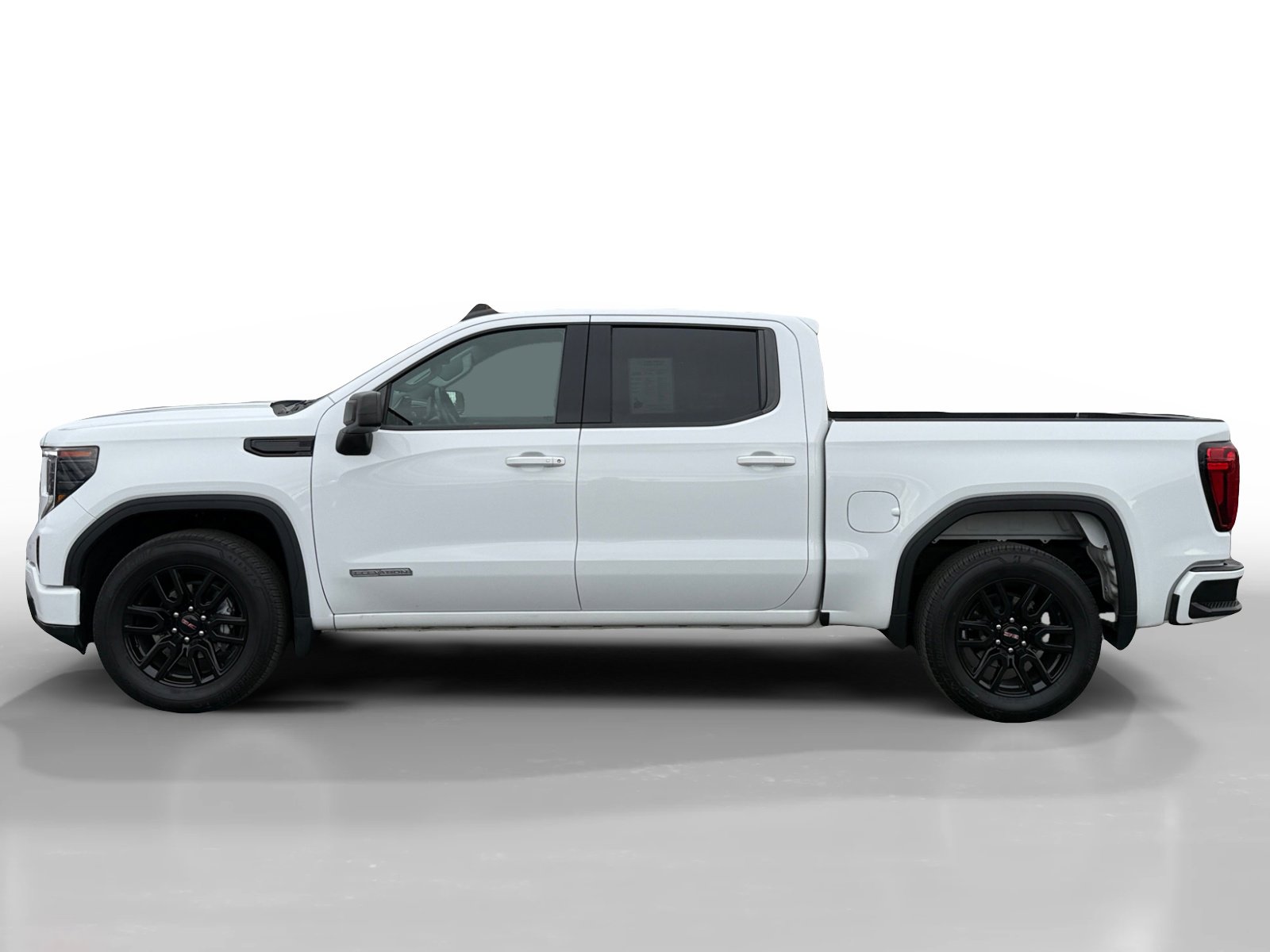 Used 2022 GMC Sierra 1500 Elevation image 2