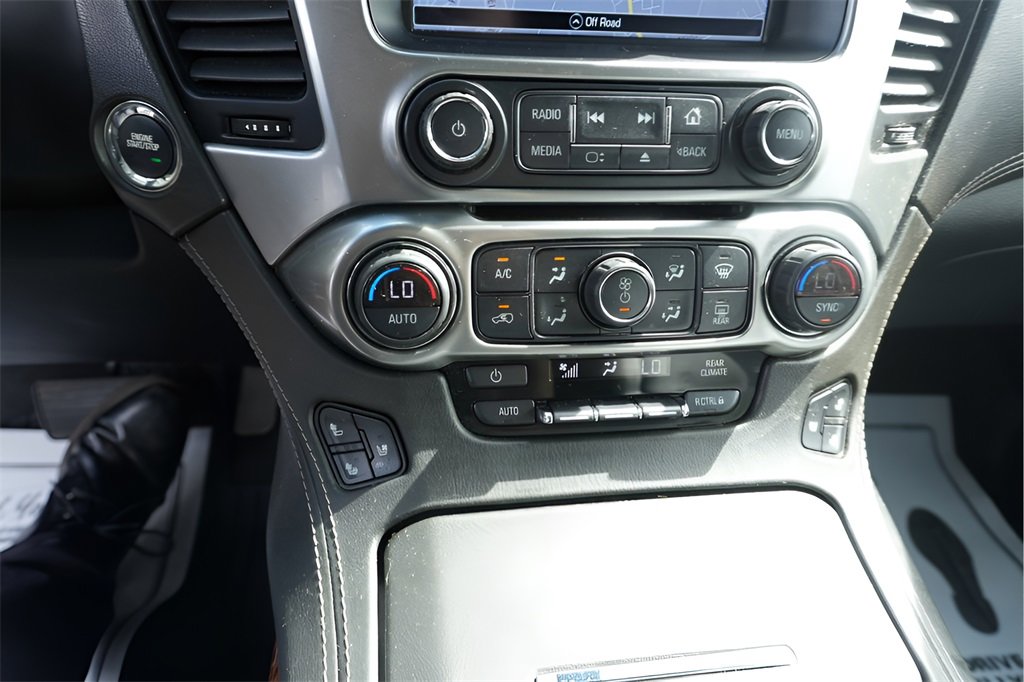 Used 2020 Chevrolet Suburban Premier w/ Premier 6.2L Value Package image 20