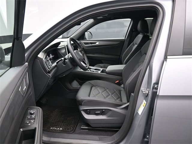 New 2026 Volkswagen Atlas Cross Sport SE image 9