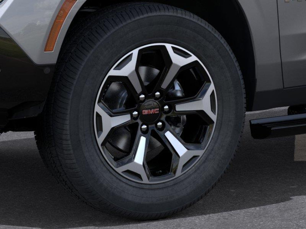 New 2026 GMC Yukon AT4 Ultimate w/ LPO, Floor Liner Package AWD/4WD image 9