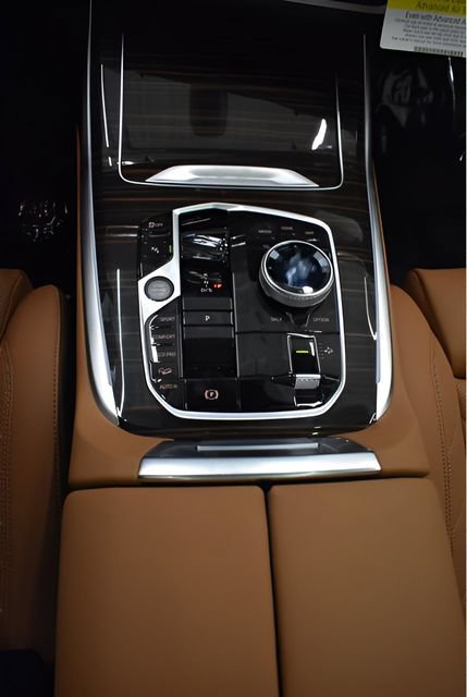 New 2027 BMW X7 xDrive40i w/ M Sport Package AWD/4WD image 31