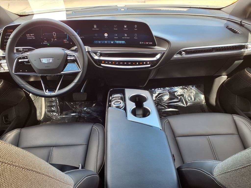 Certified 2024 Cadillac Lyriq Tech w/ Driver Assist Package RWD image 14