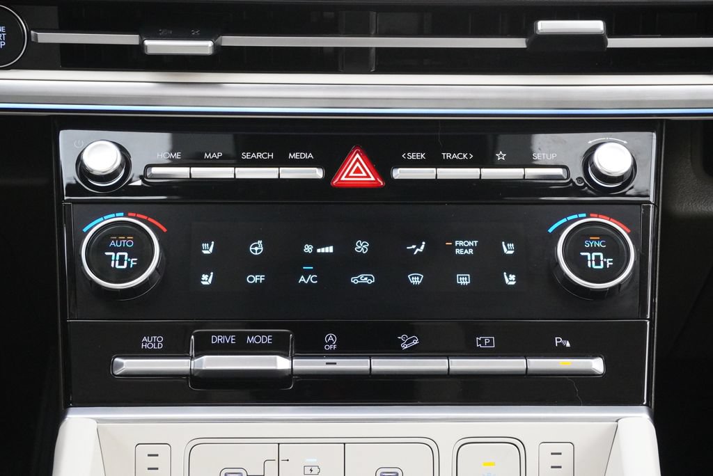 Used 2025 Hyundai Santa Fe Calligraphy FWD image 14