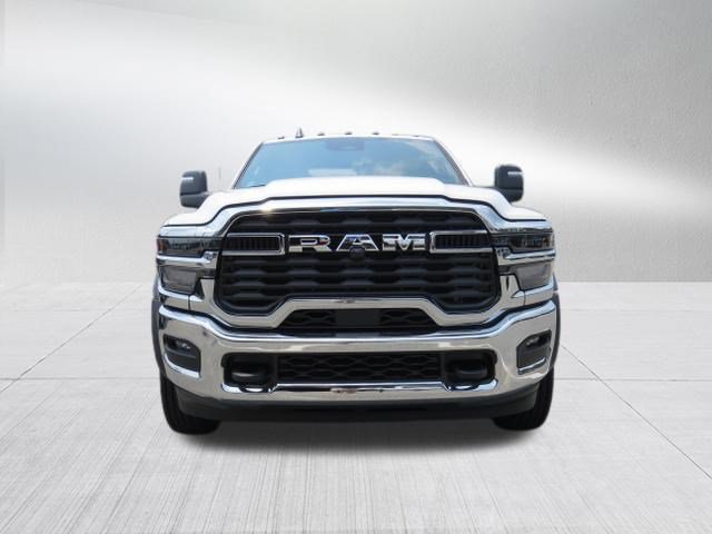New 2026 RAM 4500 Tradesman w/ Chrome Appearance Group AWD/4WD image 3