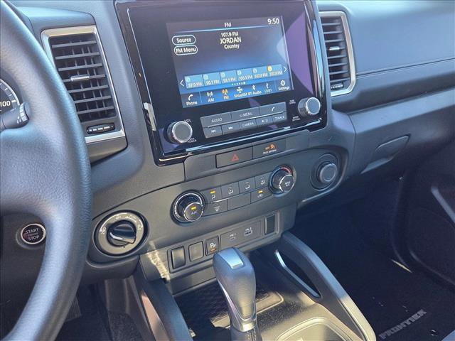 Used 2023 Nissan Frontier SV w/ Technology Package image 13