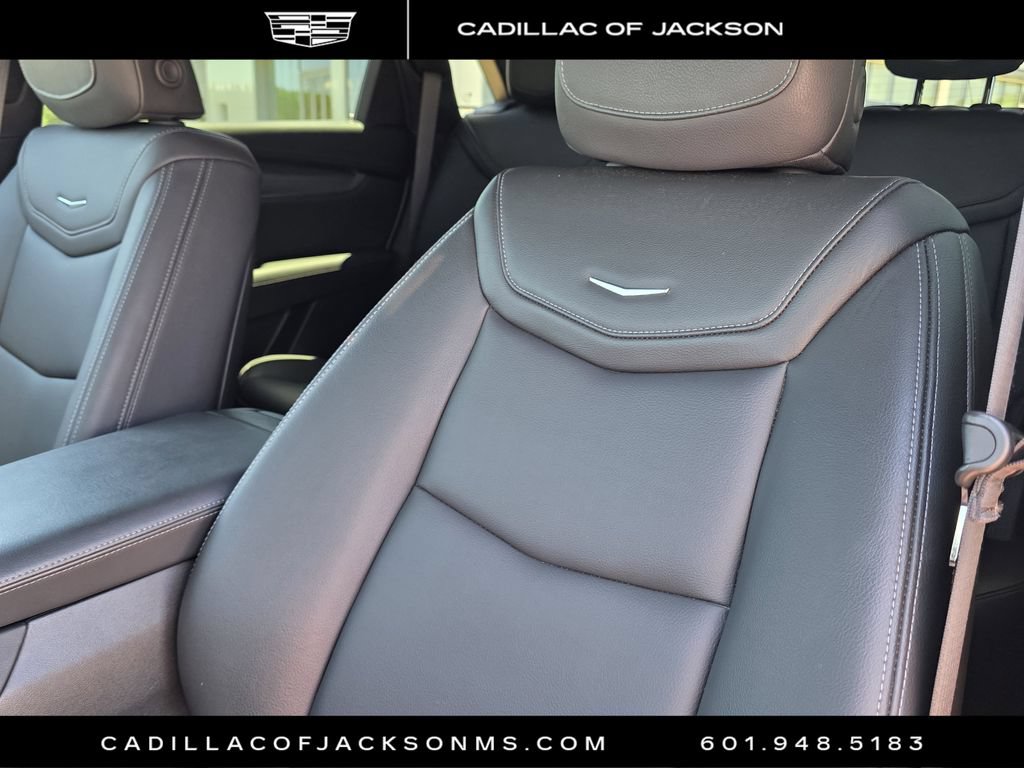 Certified 2025 Cadillac XT5 Luxury FWD image 22