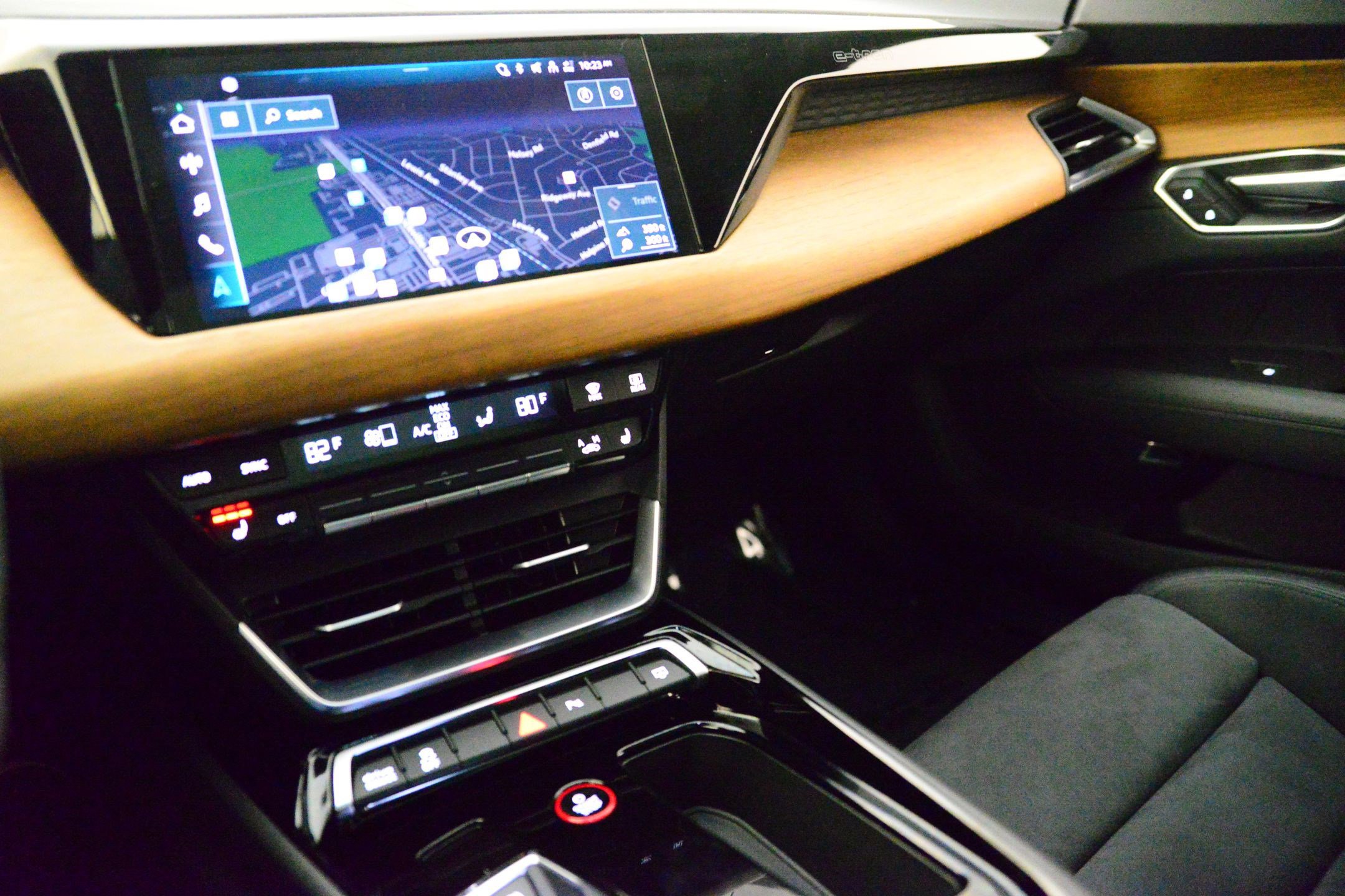 Certified 2023 Audi e-tron GT Premium Plus image 29