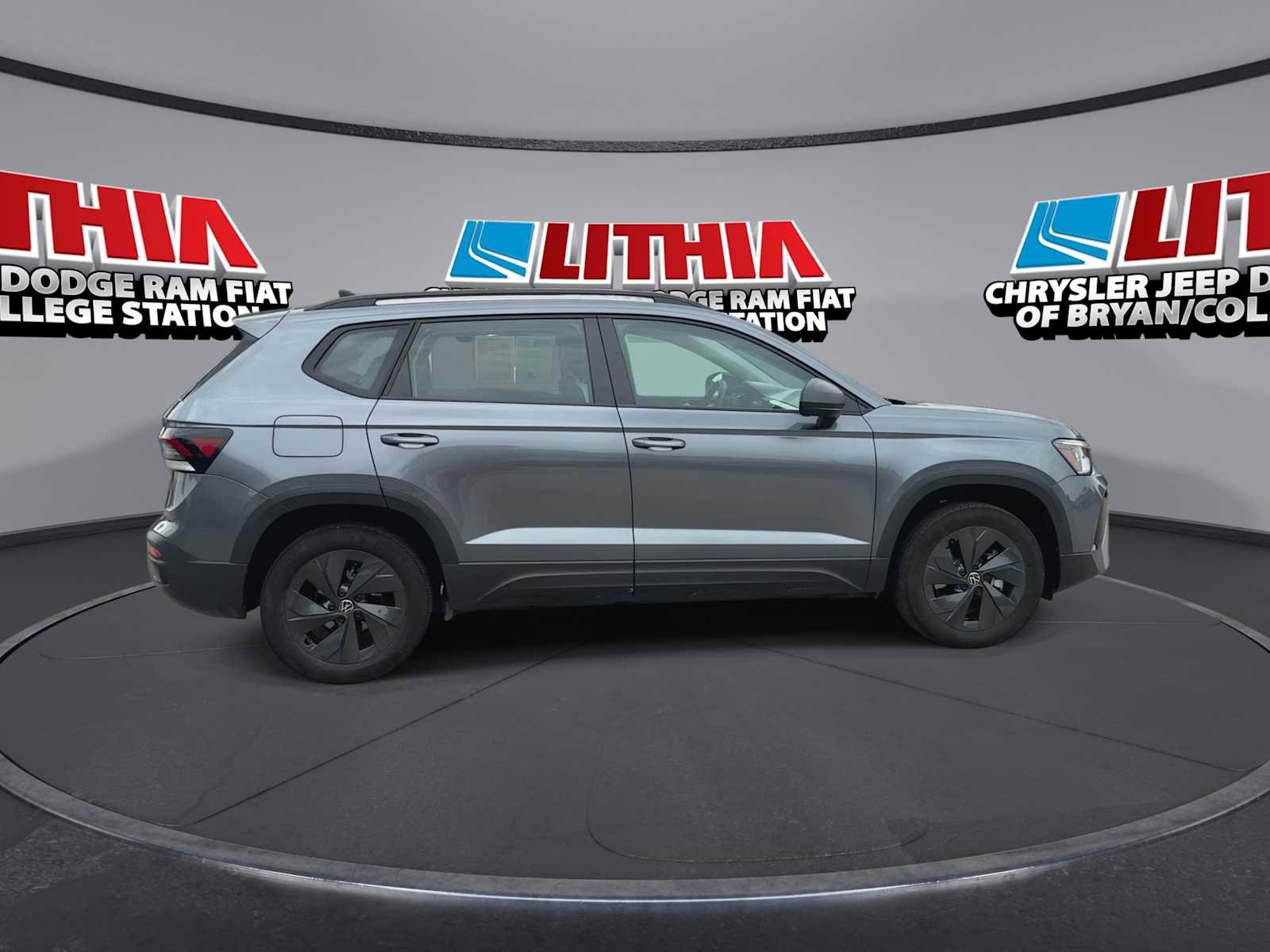 Used 2025 Volkswagen Taos S FWD image 9