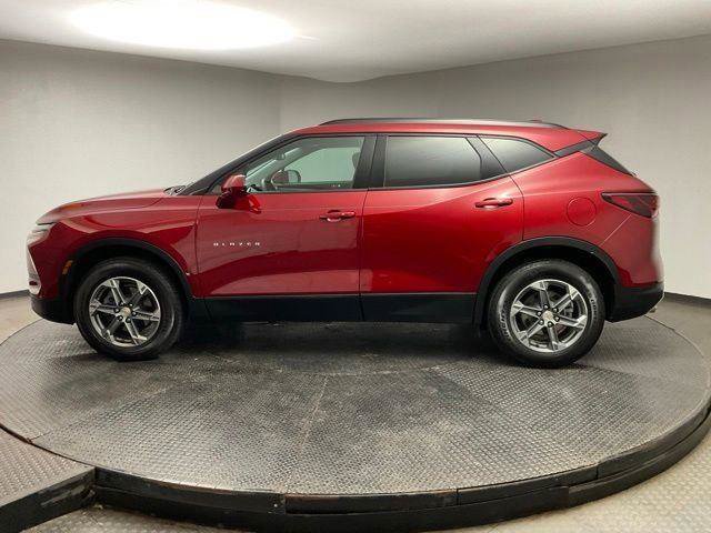 Certified 2024 Chevrolet Blazer LT w/ Convenience Package FWD image 4