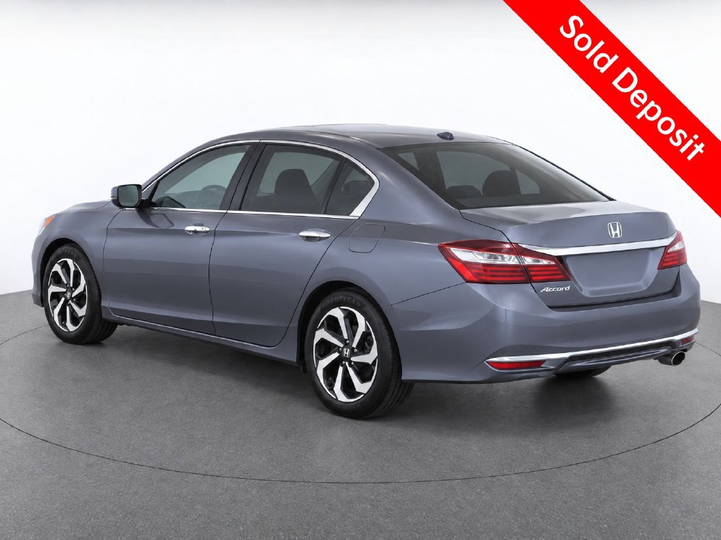 Used 2017 Honda Accord EX image 4