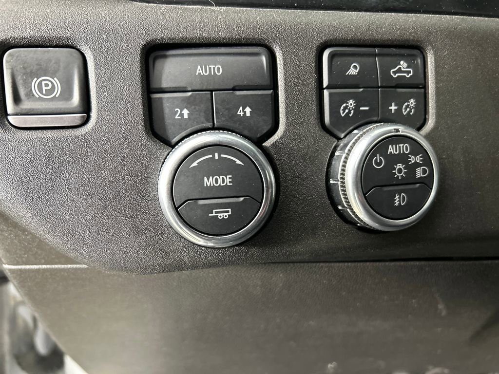 Used 2024 GMC Sierra 1500 SLT image 14