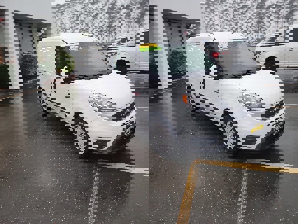 Used 2021 RAM ProMaster City Tradesman SLT image 8