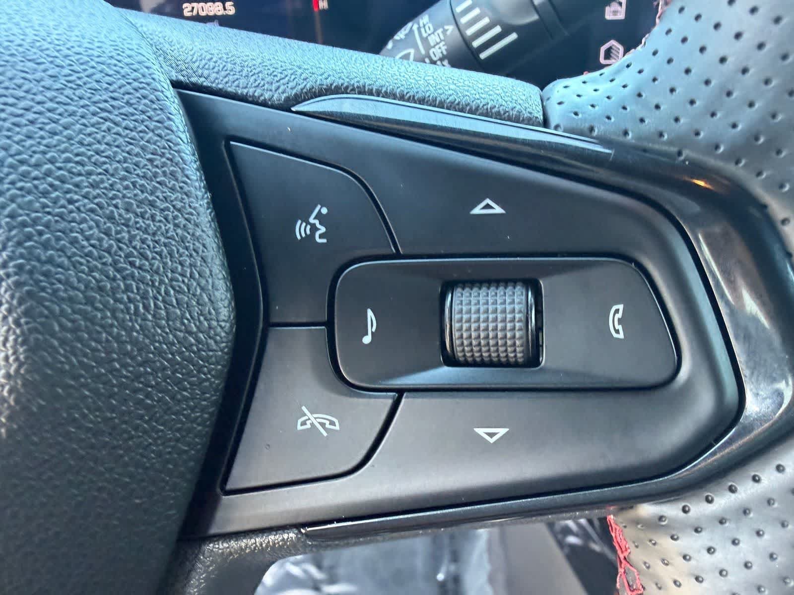 Used 2024 Chevrolet Trax RS w/ Driver Confidence Package FWD image 18