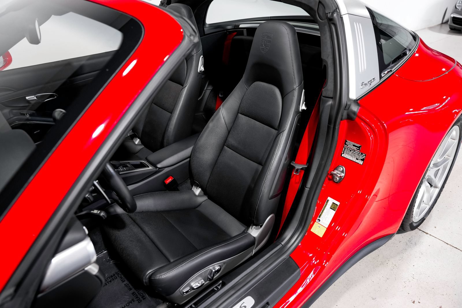 Used 2015 Porsche 911 Targa 4S AWD/4WD image 23