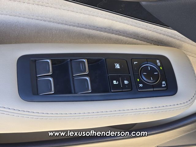 Certified 2023 Lexus LS 500 w/ Accessory Package (Z1) RWD image 22