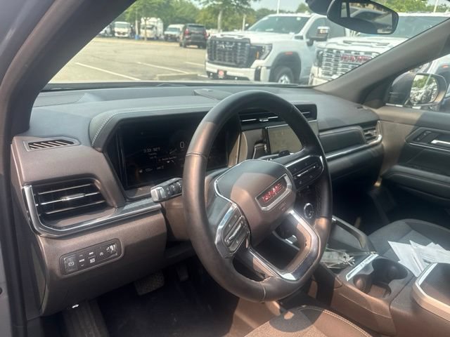 Used 2025 GMC Terrain Elevation AWD/4WD image 11