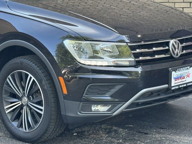 Used 2018 Volkswagen Tiguan SEL FWD image 3