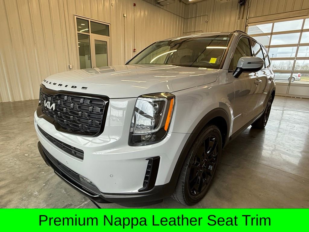 Used 2022 Kia Telluride SX w/ SX Prestige Package image 14