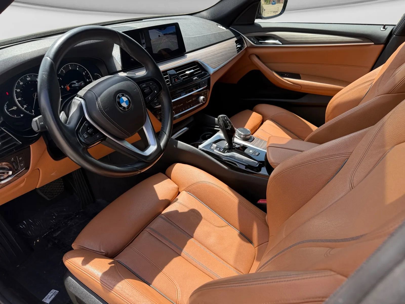 Used 2017 BMW 530i RWD image 16