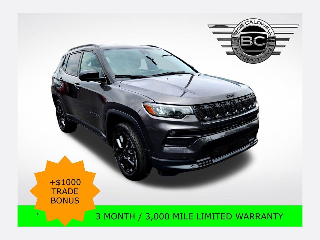 Used 2024 Jeep Compass Latitude w/ Convenience Group
