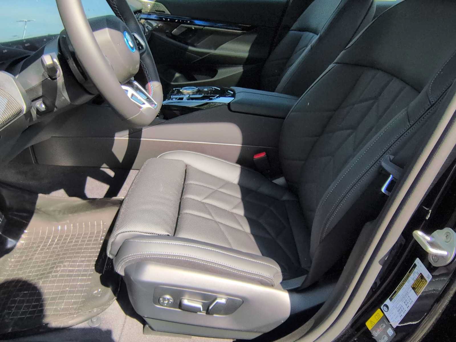 New 2026 BMW i5 AWD/4WD image 17