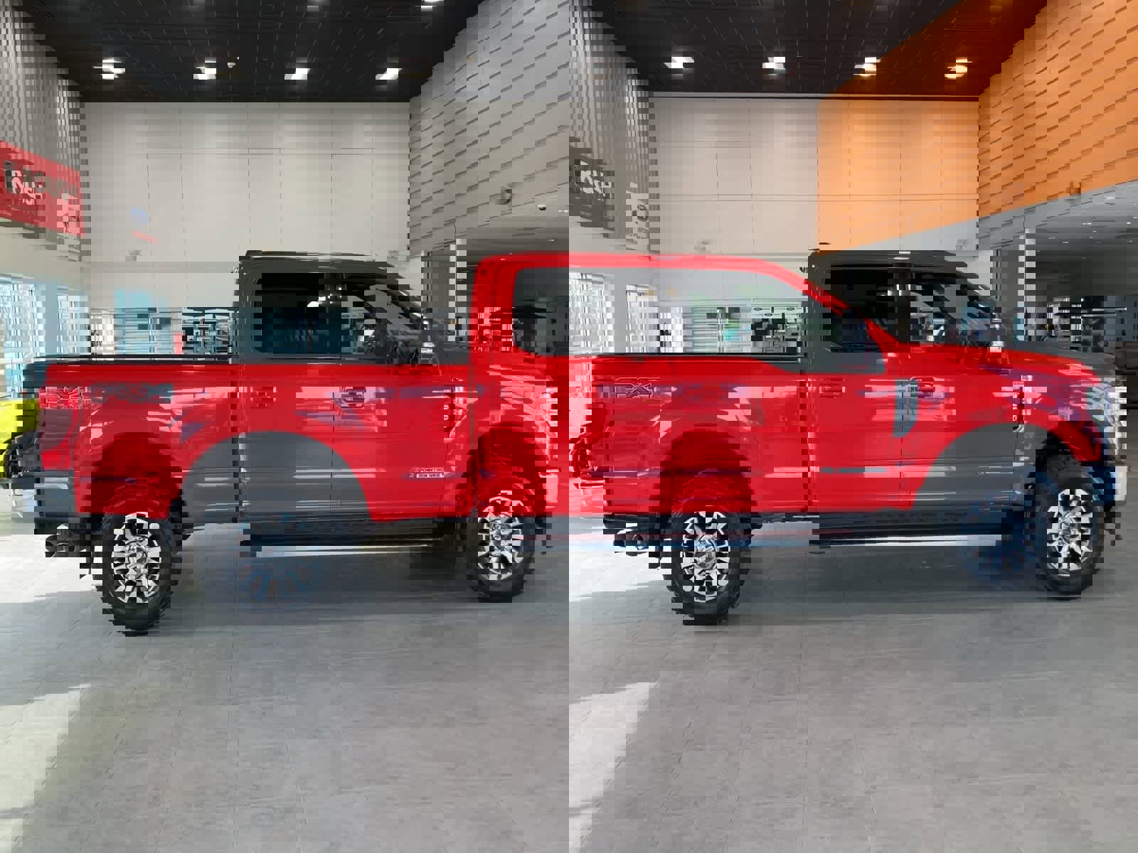 Used 2022 Ford F250 Lariat image 4