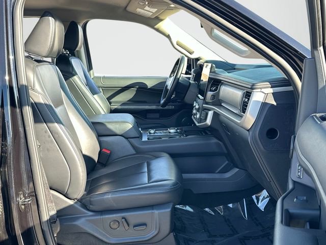 Used 2024 Ford Expedition XLT image 21