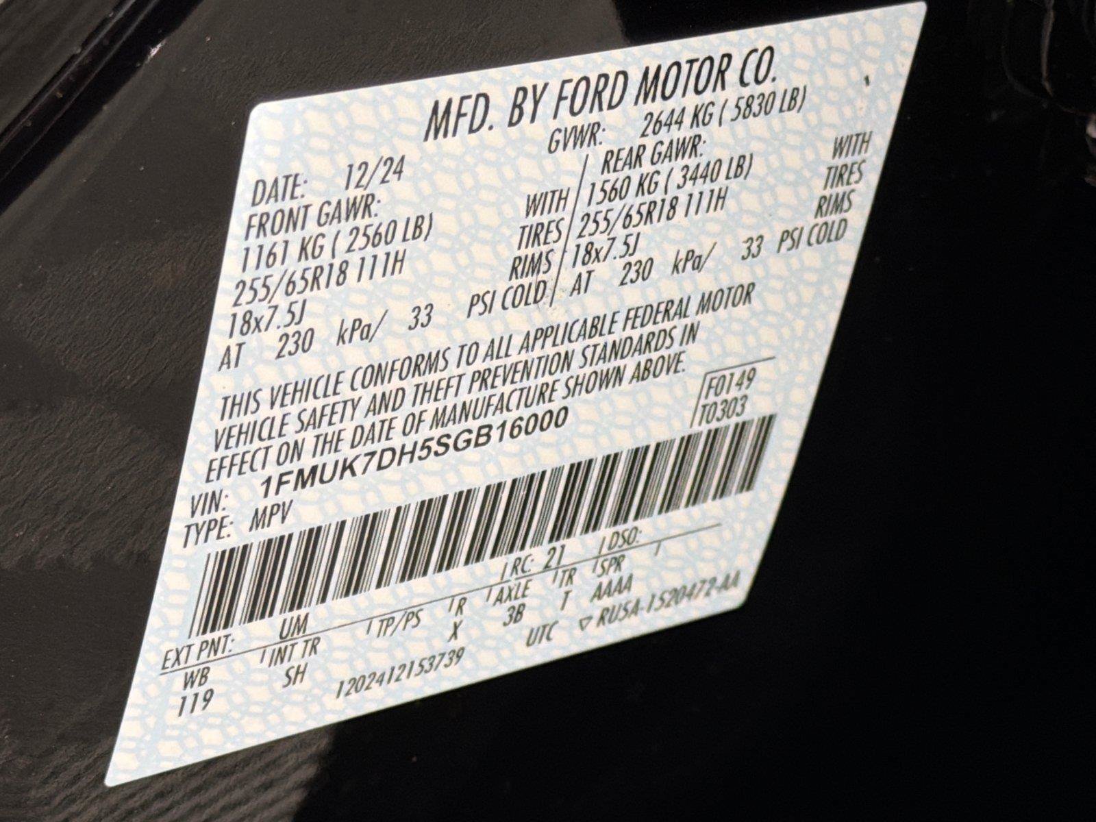 Used 2025 Ford Explorer Active w/ Active Comfort Package RWD image 31