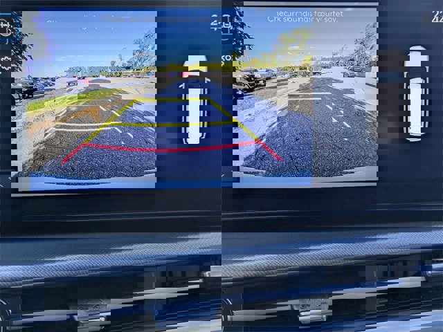 Certified 2025 Hyundai Santa Fe SEL image 10