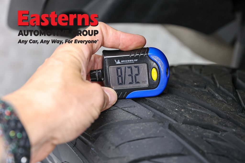Used 2023 Jeep Wrangler Unlimited Sahara w/ Cold Weather Group AWD/4WD image 29