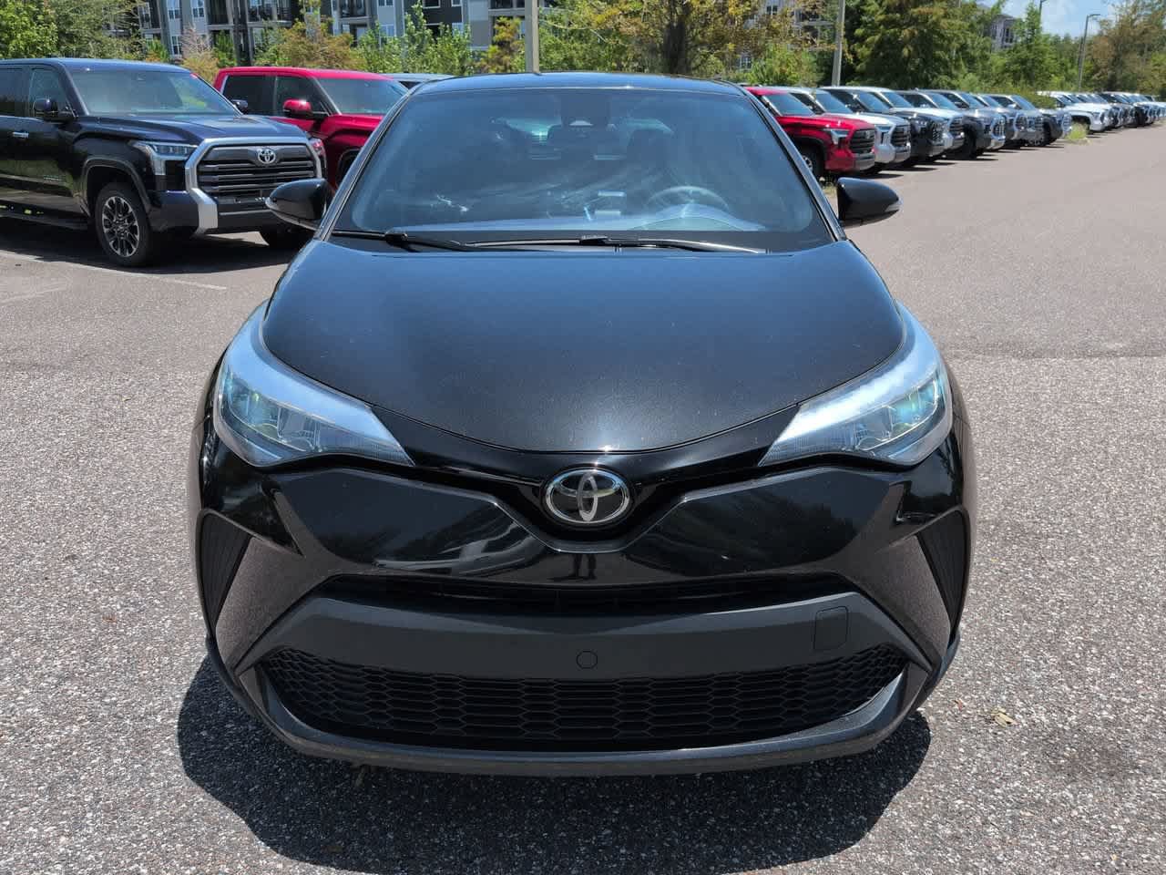 Used 2021 Toyota C-HR XLE FWD image 9