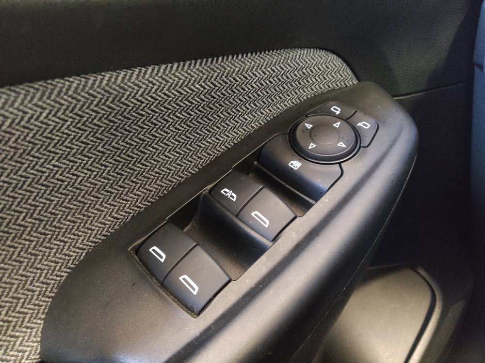 Used 2021 Chevrolet TrailBlazer LT w/ Convenience Package image 27