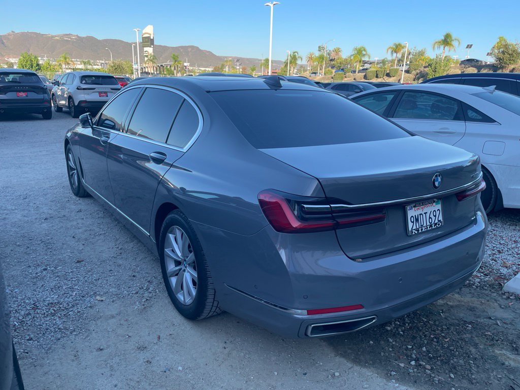 Used 2022 BMW 740i RWD image 5