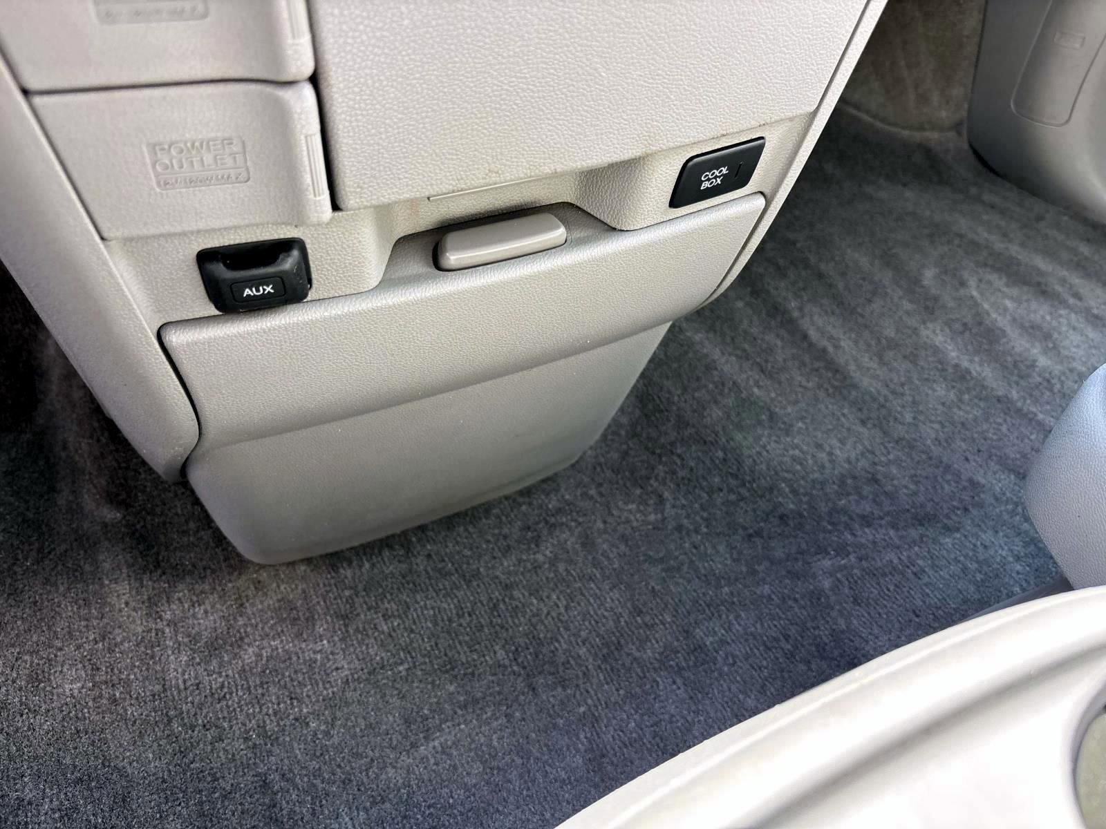 Used 2011 Honda Odyssey EX-L image 24