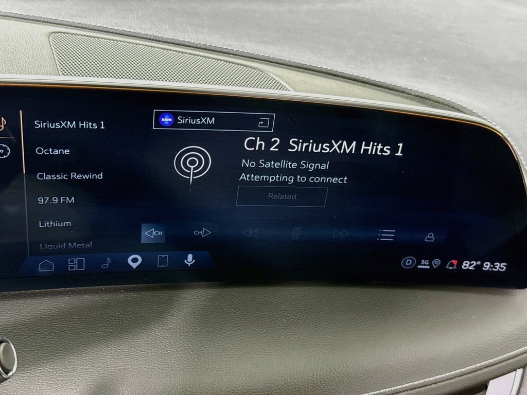 Used 2025 Cadillac CT5 Premium Luxury w/ LPO, ONYX Package AWD/4WD image 7