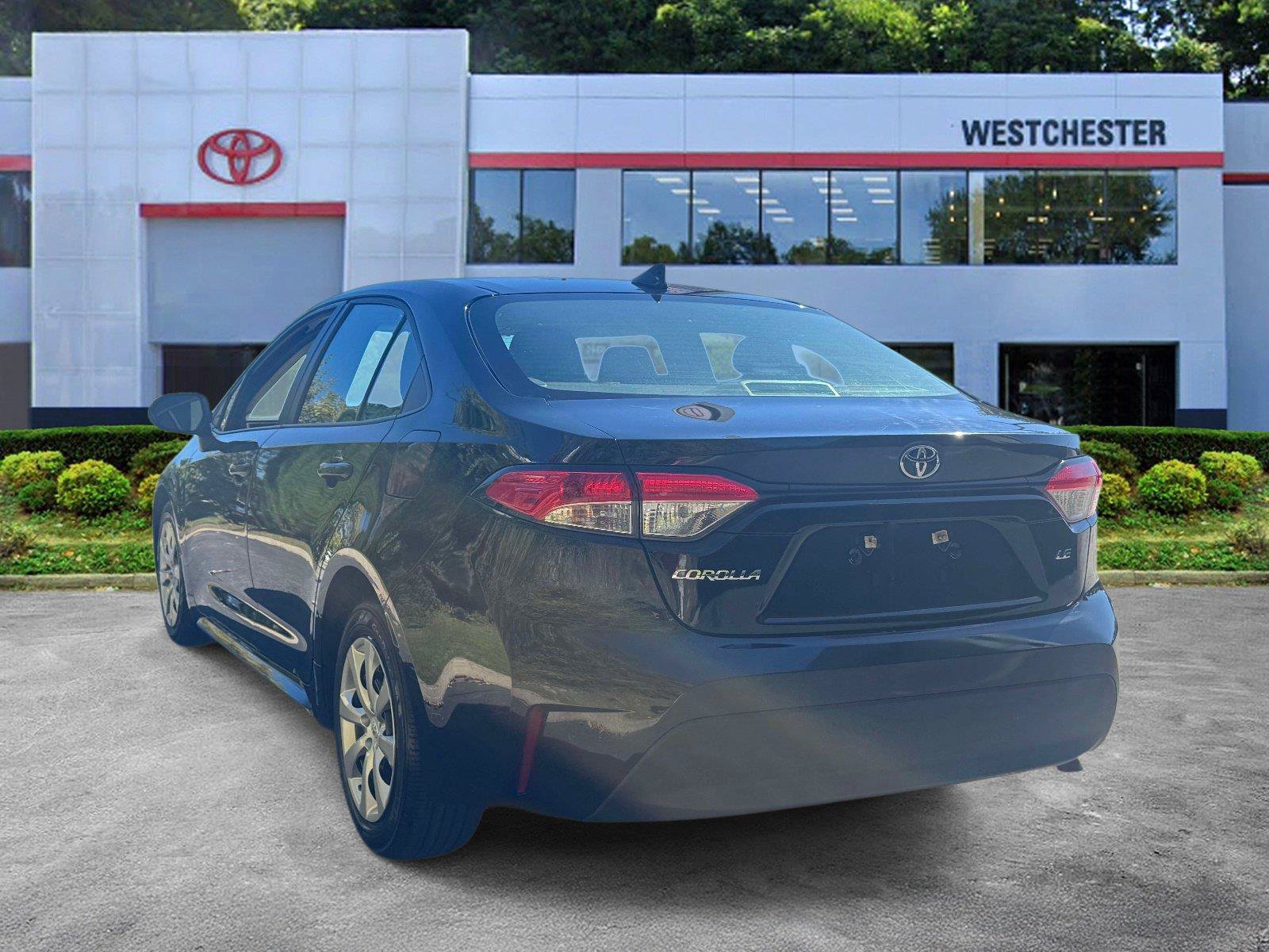 Certified 2024 Toyota Corolla LE FWD image 5
