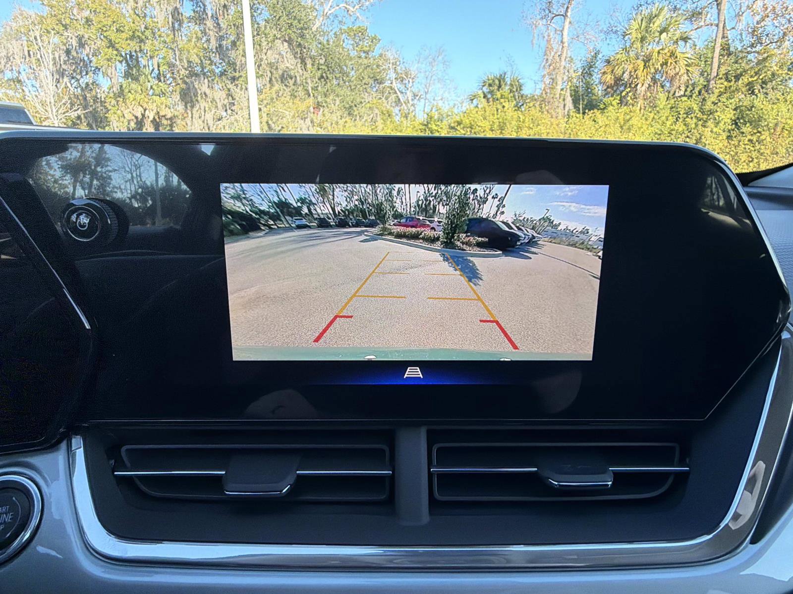 New 2026 Chevrolet Trax LT w/ Driver Confidence Package FWD image 25