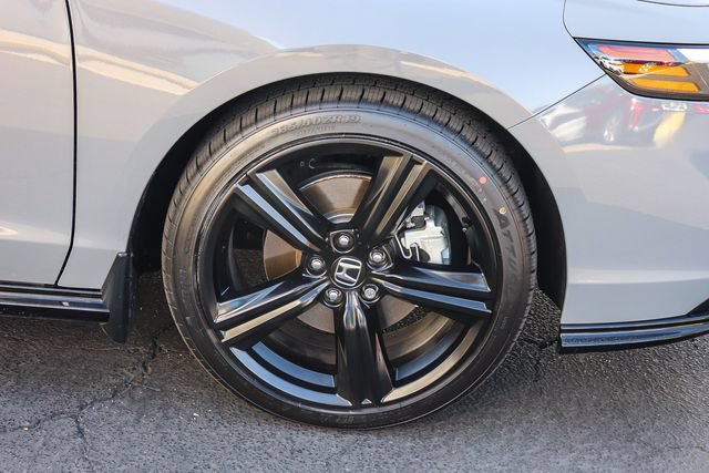 Used 2024 Honda Accord Sport image 8