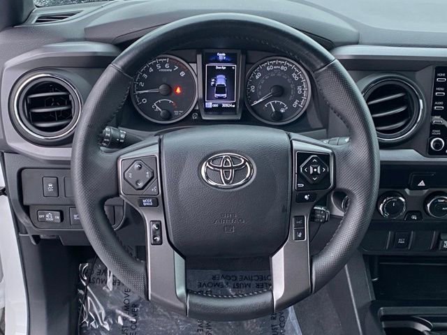 Used 2023 Toyota Tacoma TRD Off-Road image 11