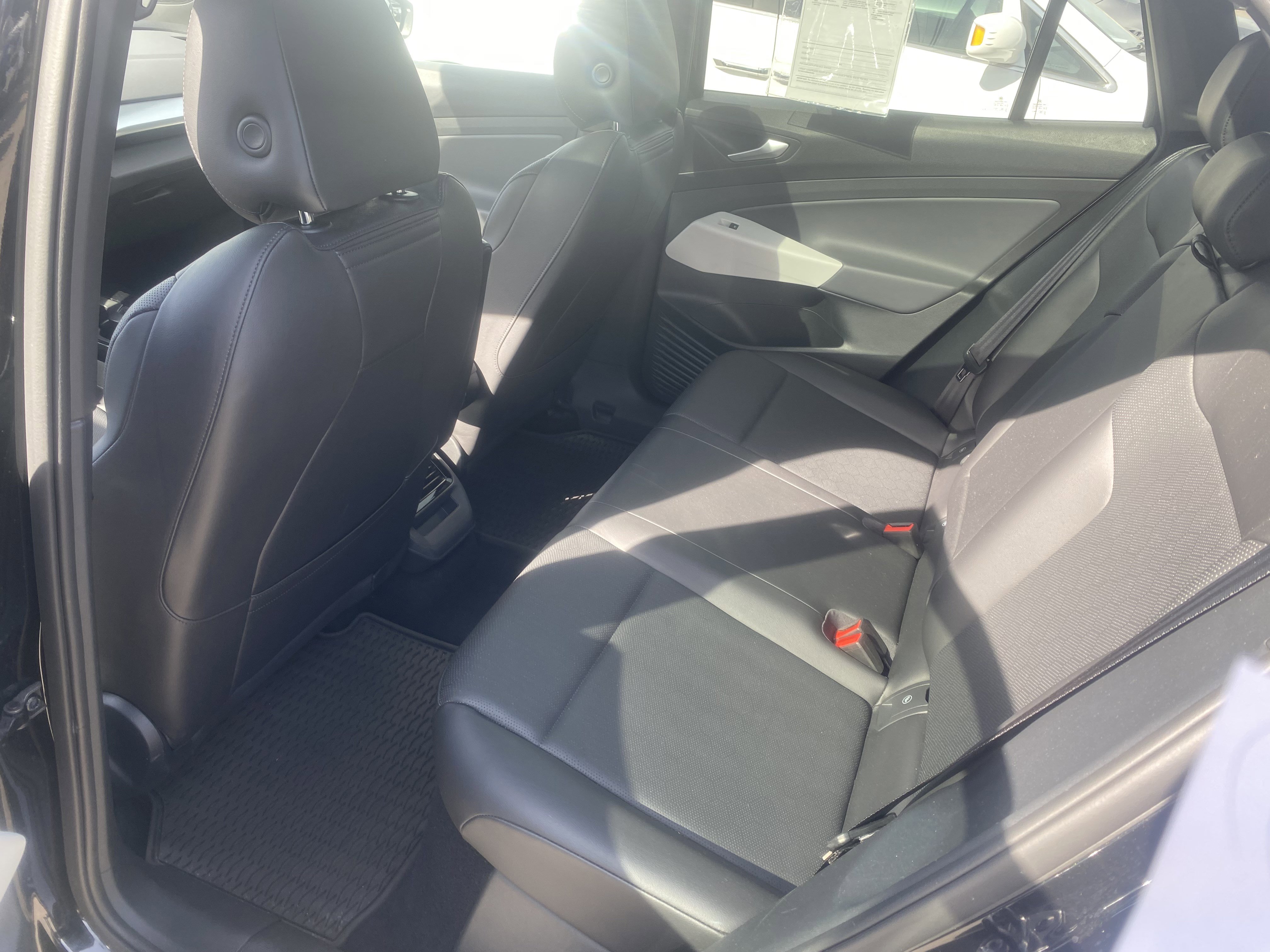 Used 2021 Volkswagen ID.4 1st Edition w/ ID.4 Protection Package RWD image 19