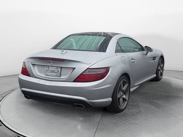 Used 2015 Mercedes-Benz SLK 250 w/ Premium Package image 5