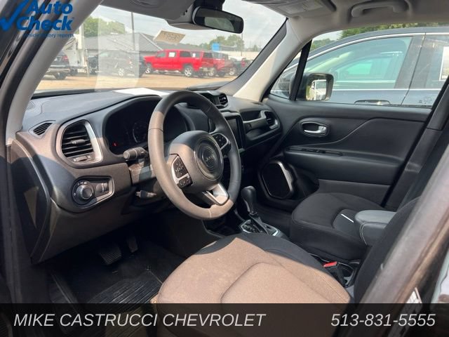 Used 2023 Jeep Renegade Latitude AWD/4WD image 6