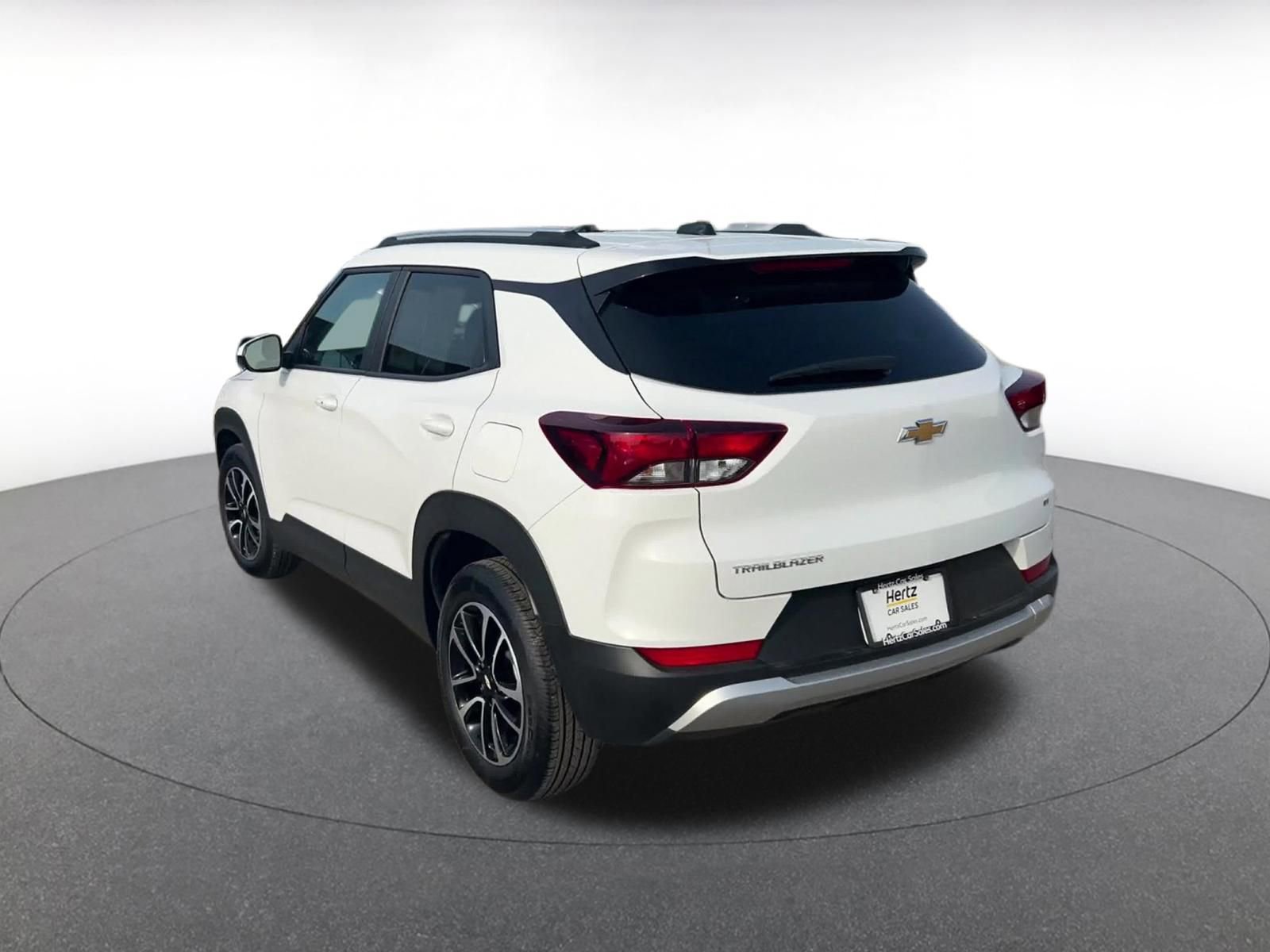 Used 2025 Chevrolet TrailBlazer LT image 11