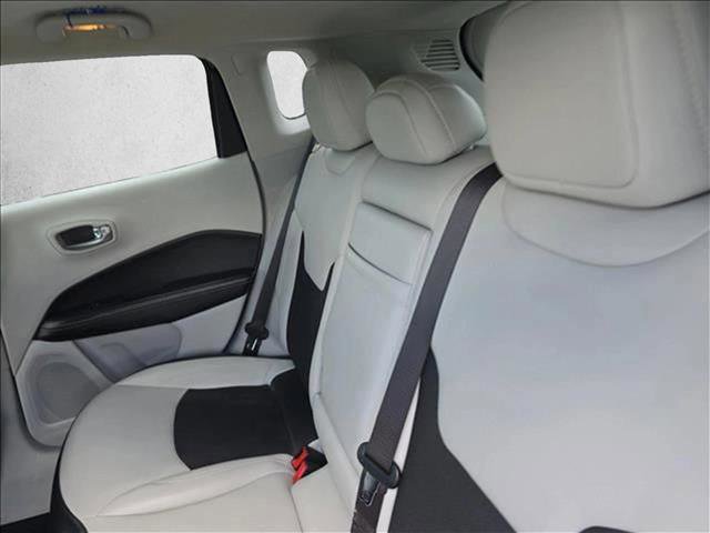 Used 2020 Jeep Compass Latitude image 18