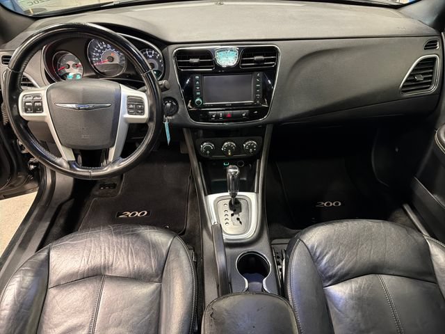 Used 2012 Chrysler 200 Limited FWD image 5