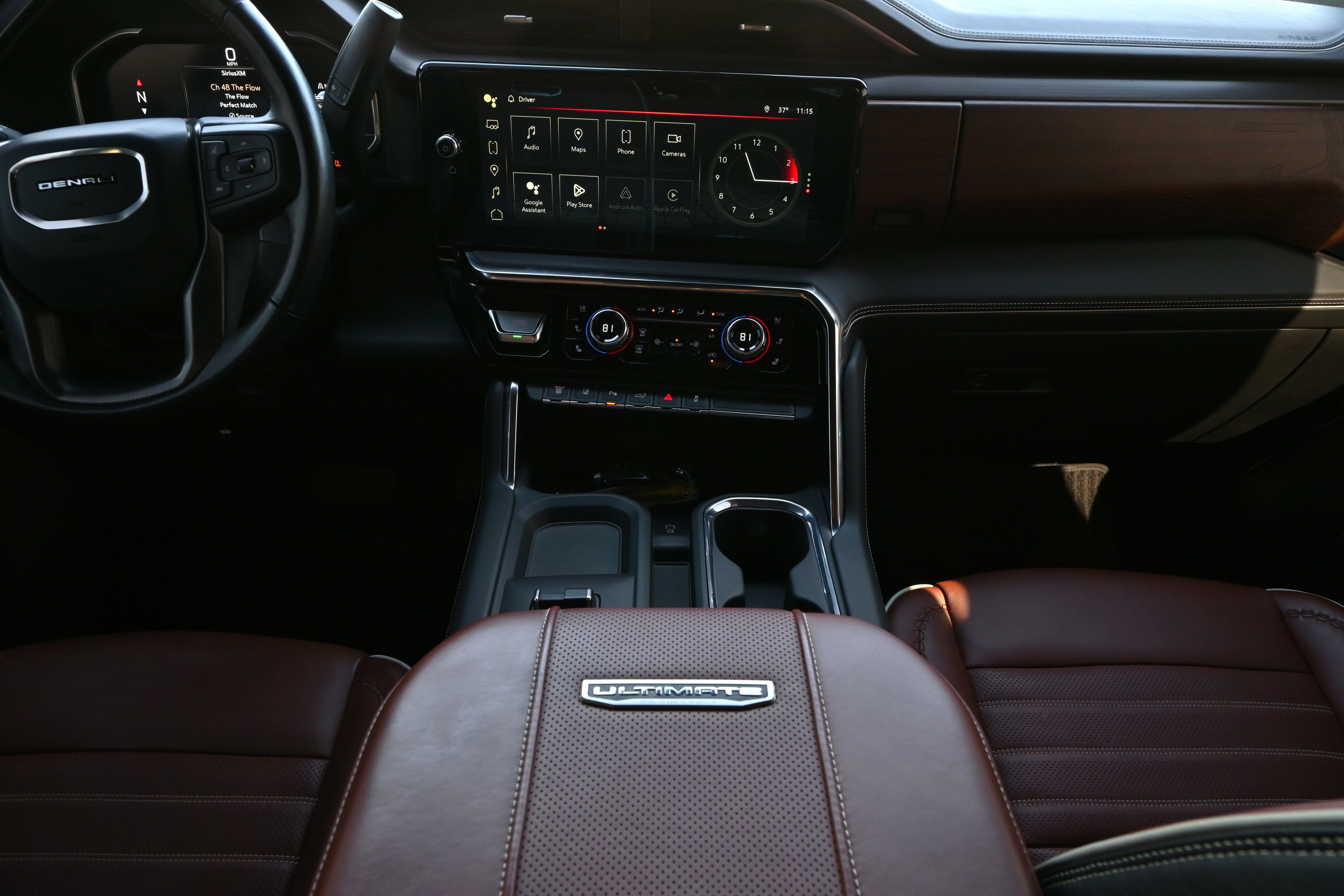 Used 2024 GMC Sierra 3500 Denali Ultimate image 16