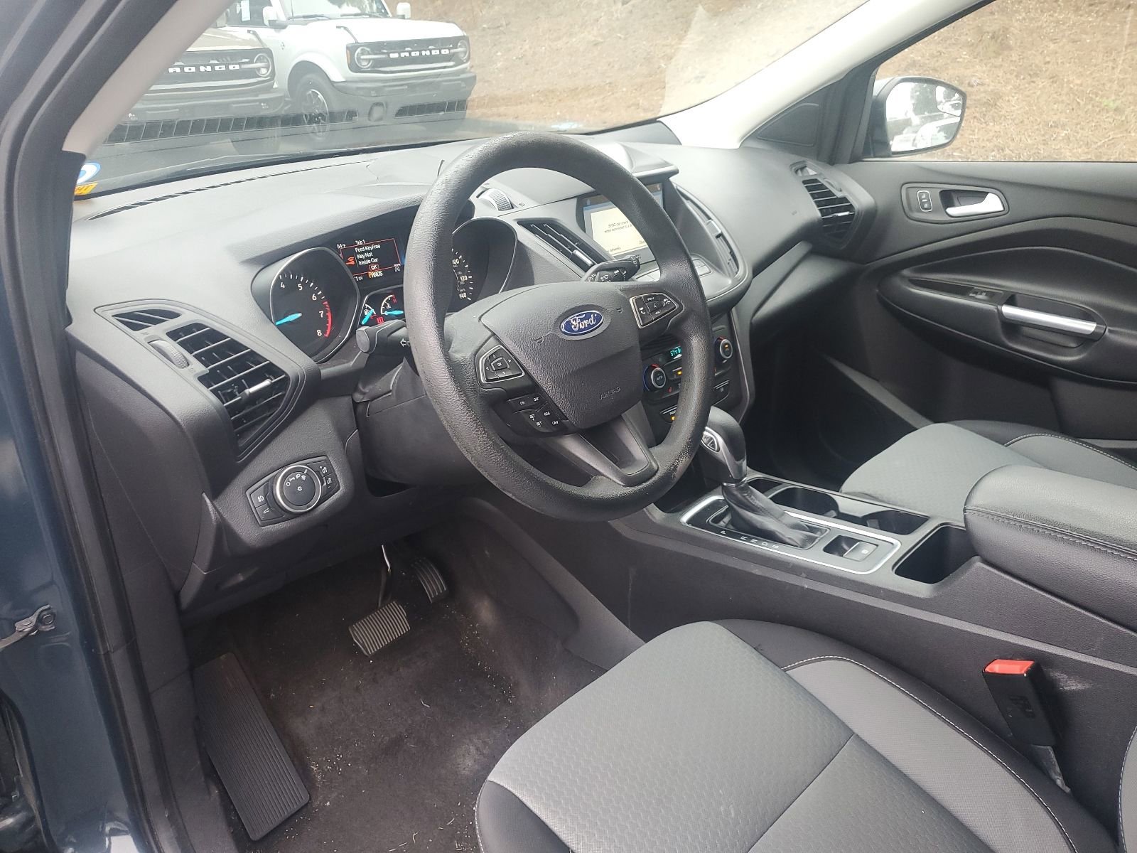Used 2019 Ford Escape SE FWD image 8