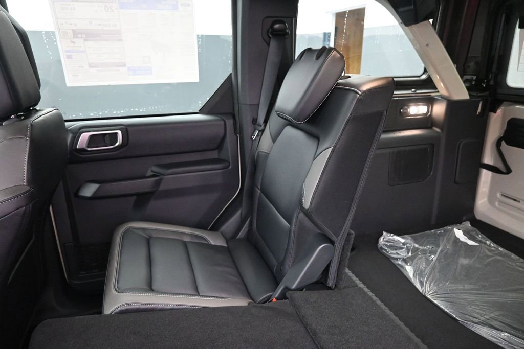New 2026 Ford Bronco Outer Banks AWD/4WD image 19