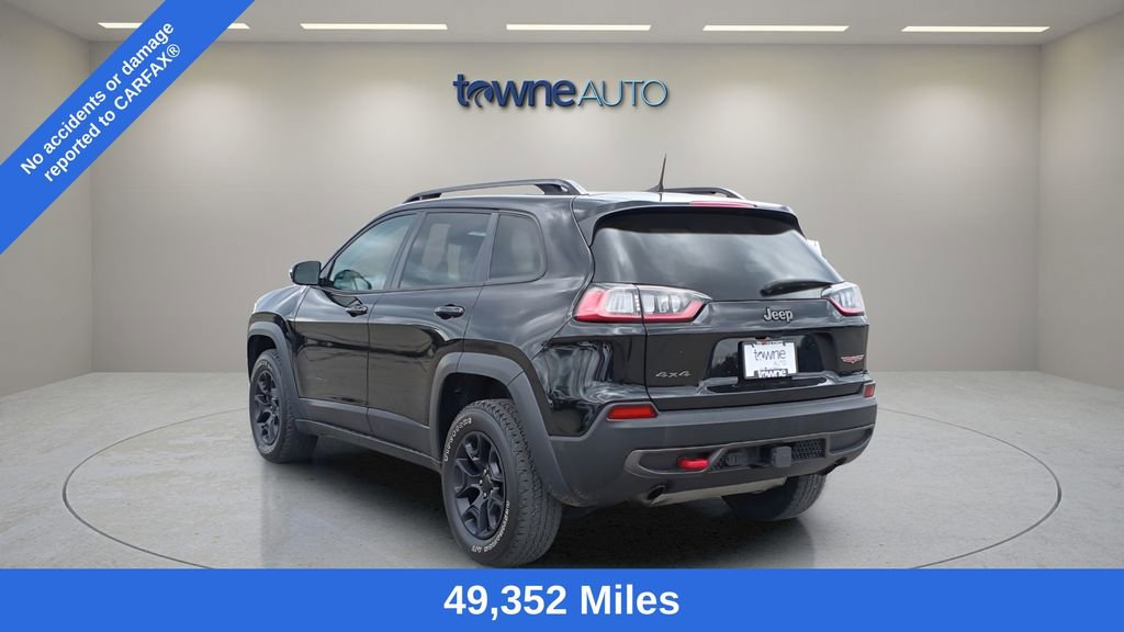Used 2022 Jeep Cherokee Trailhawk w/ Trailer Tow Group AWD/4WD image 3