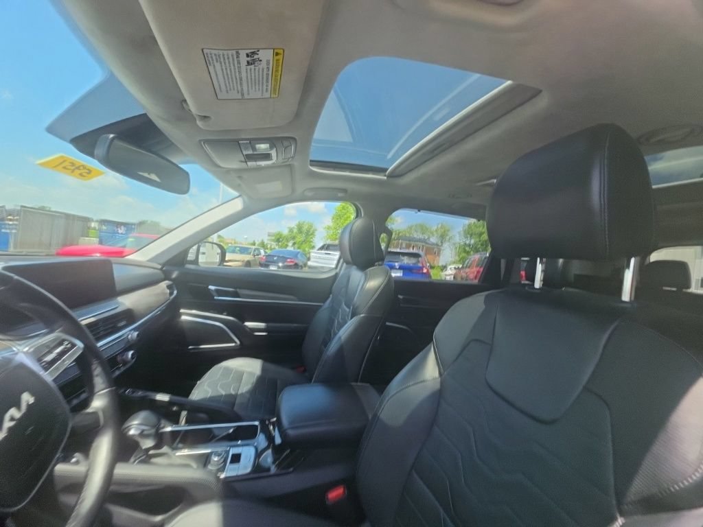 Used 2022 Kia Telluride SX w/ SX Prestige Package AWD/4WD image 14